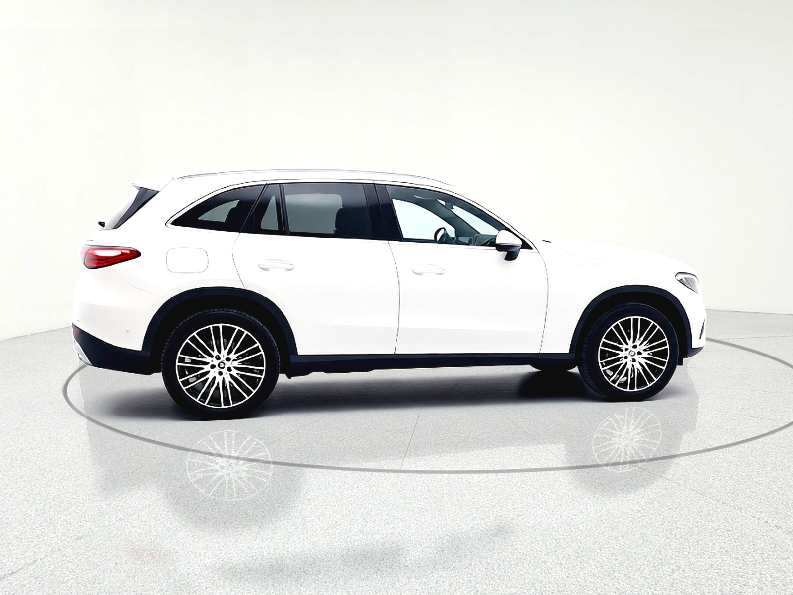 Certified Used 2023 Polar White Mercedes-Benz GLC 300 4MATIC® SUV image 14