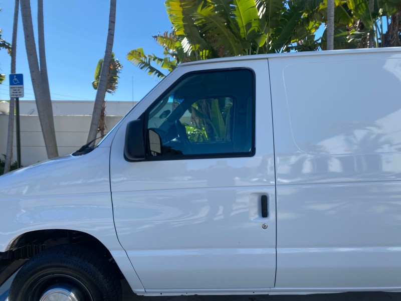 2003 Ford Econoline Cargo Van E 250 SUPER CARGO LOW MILES 67,419 in , 
