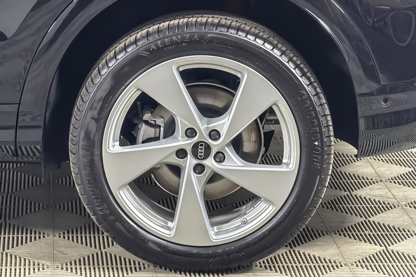 New 2025 Mythos Black Metallic Audi Premium Plus 2.0 TFSI quattro image 23