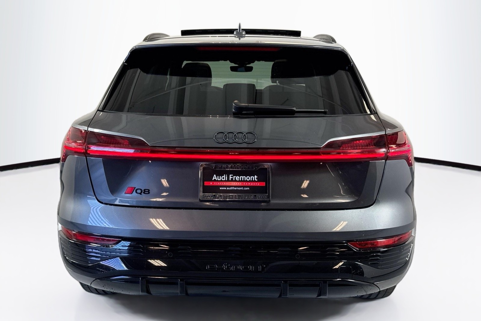 Used 2024 Daytona Gray Pearl Effect Audi Prestige image 6