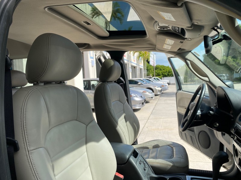 2004 Jeep Liberty Limited 1 OWNER SUNROOF in , 