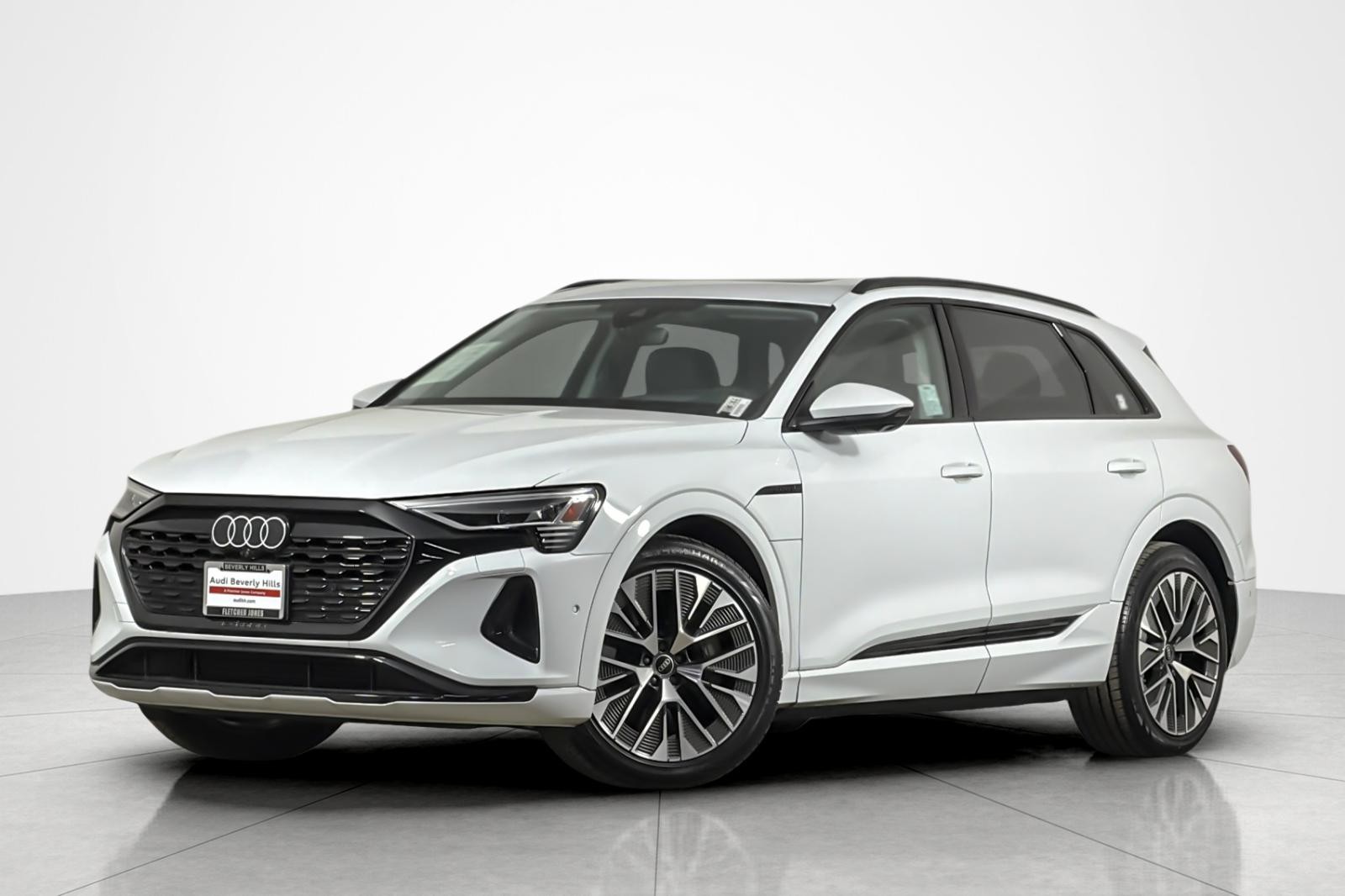 2024 Audi Q8 e-tron Prestige quattro
