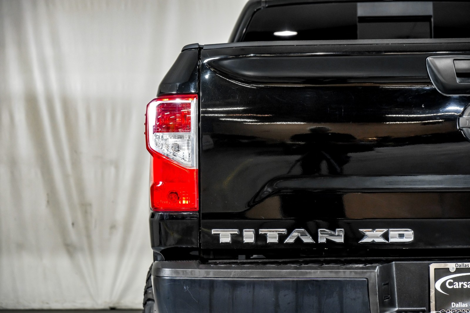 2018 Nissan Titan XD S 38