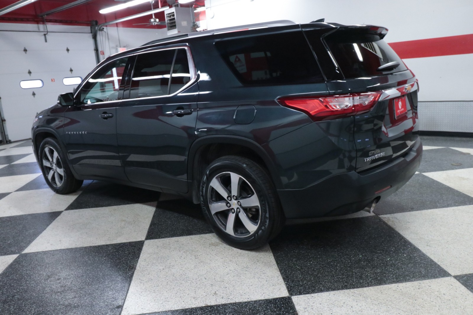 Used Car 2018 Chevrolet Traverse  Lt Leather For Sale Under $20,000 In Austin, Texas