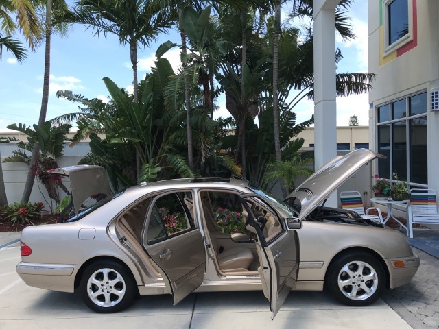 2002 Mercedes-Benz E-Class Special Edition Leather CD Sirius Sunroof Michelin in pompano beach, Florida