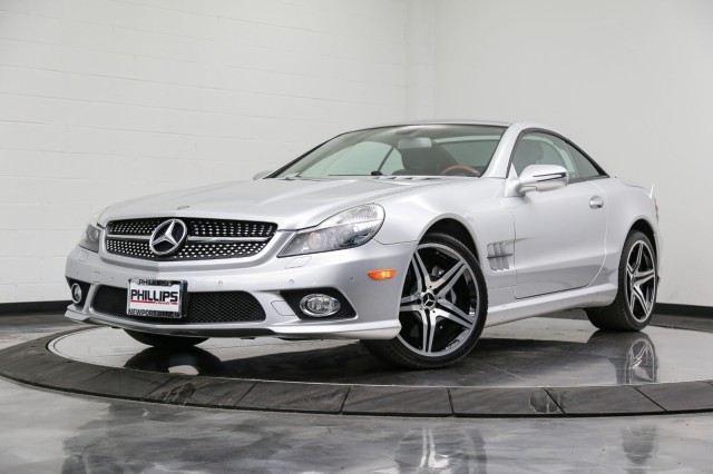 2009 Mercedes-Benz SL-Class V8 8