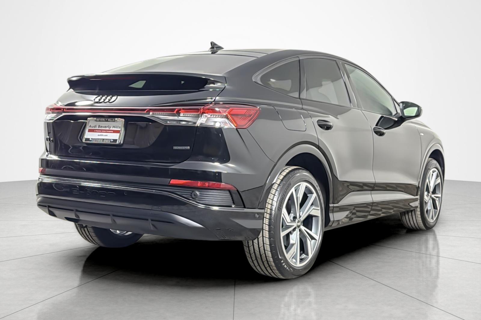 Used 2023 Mythos Black Metallic Audi Premium Plus 50 quattro image 5