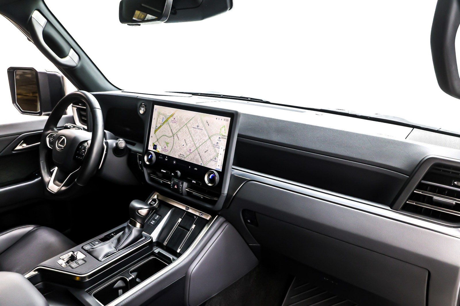 Used 2024 Eminent White Pearl Lexus GX 550 Overtrail+ image 17