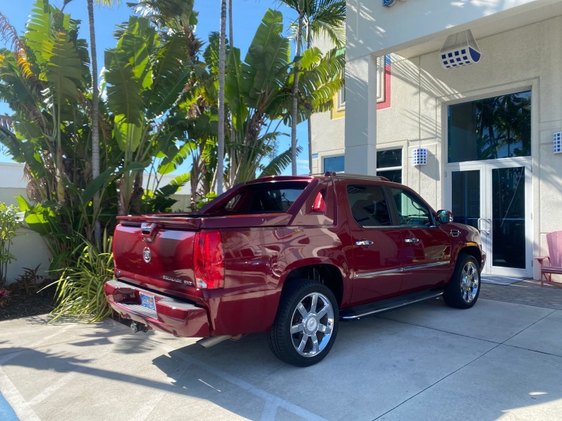 2007 Cadillac Escalade EXT LOW MILES 13,852 1 OWNER 4WD in , 