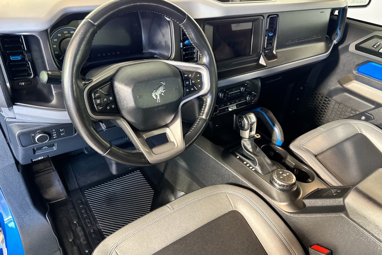 Used 2021 Velocity Blue Metallic Ford Black Diamond image 9