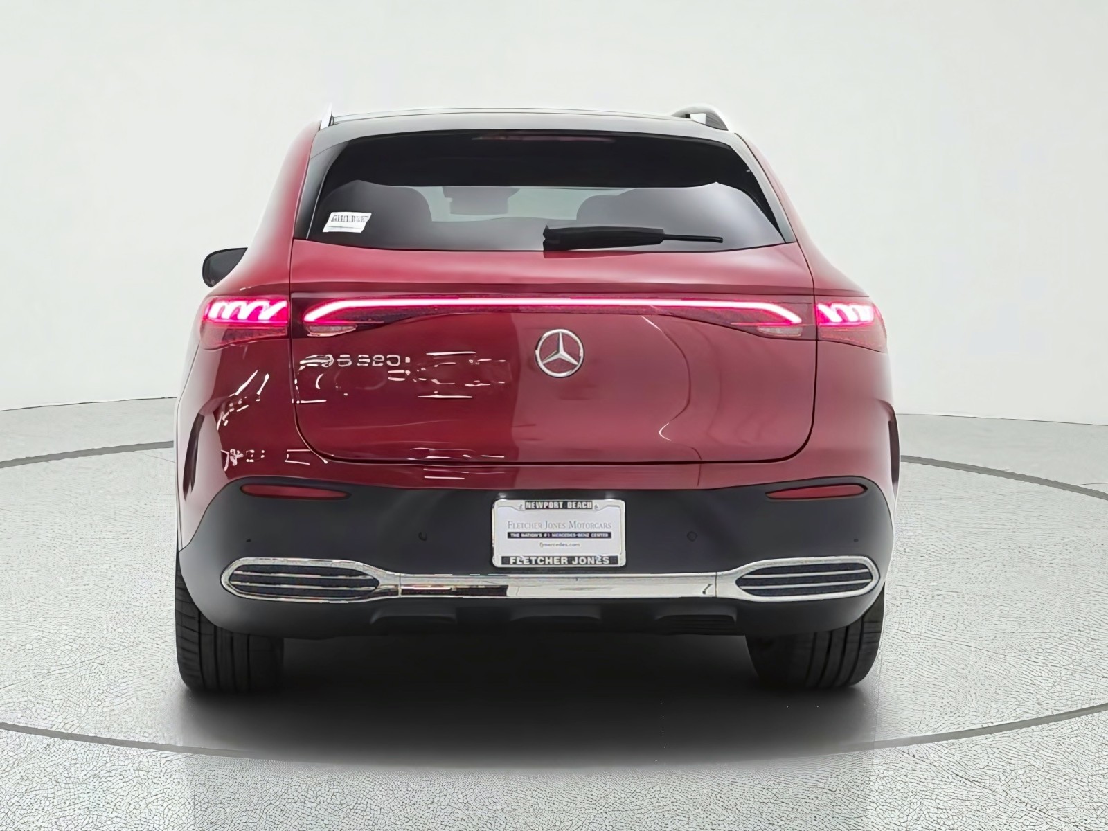 New 2027 MANUFAKTUR Patagonia Red Metallic Mercedes-Benz EQE 320+ SUV image 6
