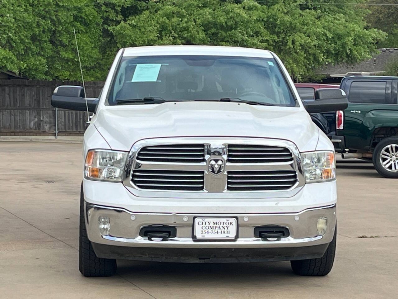 View vehicle photo 2