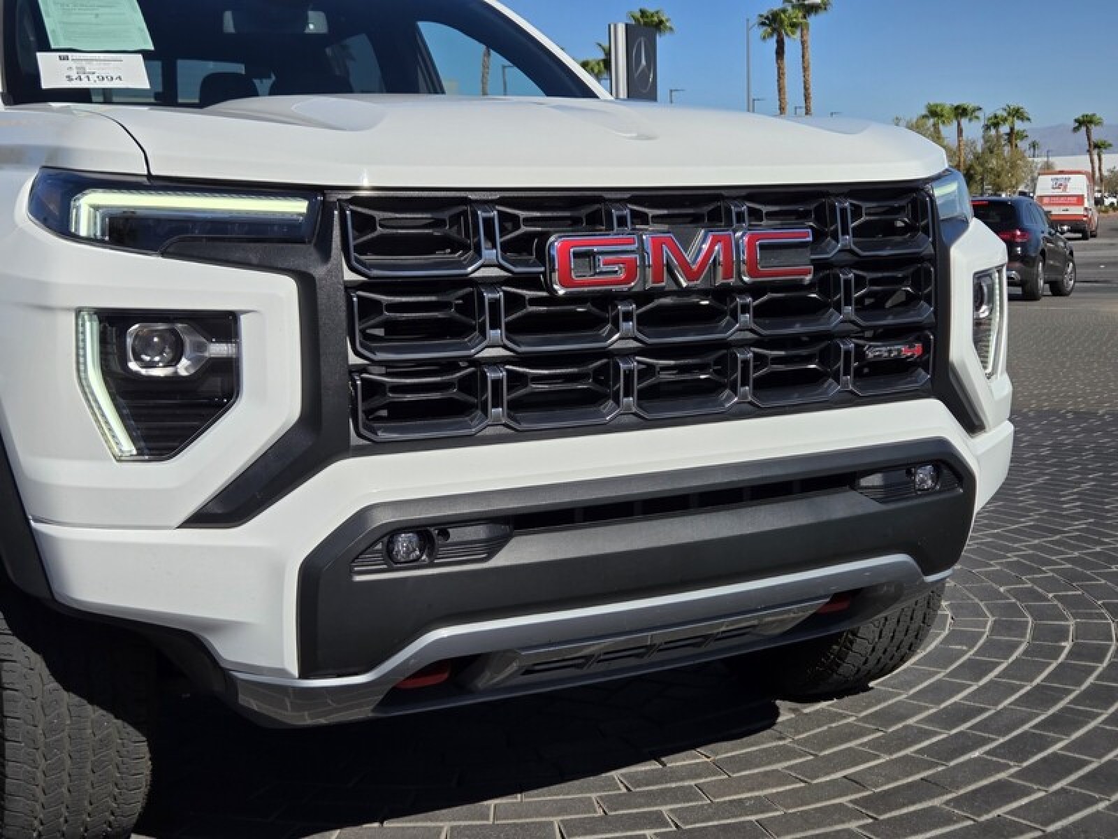 Used 2024 WHITE GMC 4WD Crew Cab AT4 image 9