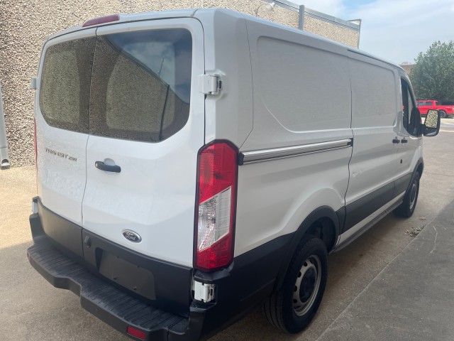 2019 Ford Transit Van  3