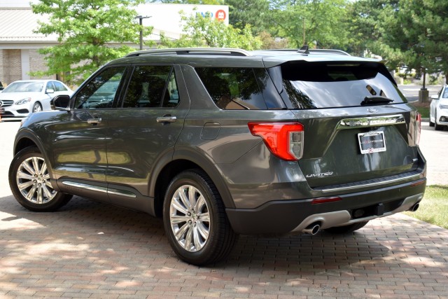 2020 Ford Explorer Navi Leather Htd/Ventilated Front Seats 3RD Row Power Seats Pano Roof B&O Sound 20 Polished Wheels Power Liftgate Rear Camera MSRP $54,225 9