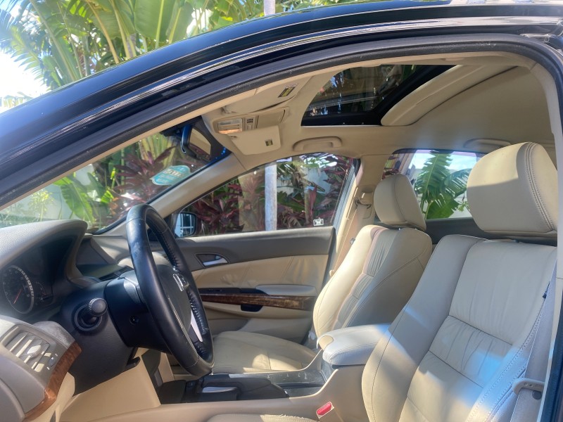 2010 Honda Accord Sdn EX-L LOW MILES 68,167 in , 