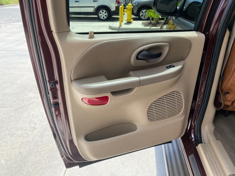 2002 Ford F-150 CREW CAB King Ranch LOW MILES 56,886 in , 