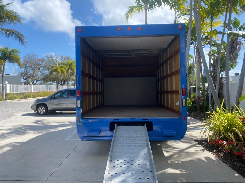 2006 Ford Econoline Commercial Cutaway LOW MILES 27,641 1 OWNER in , 