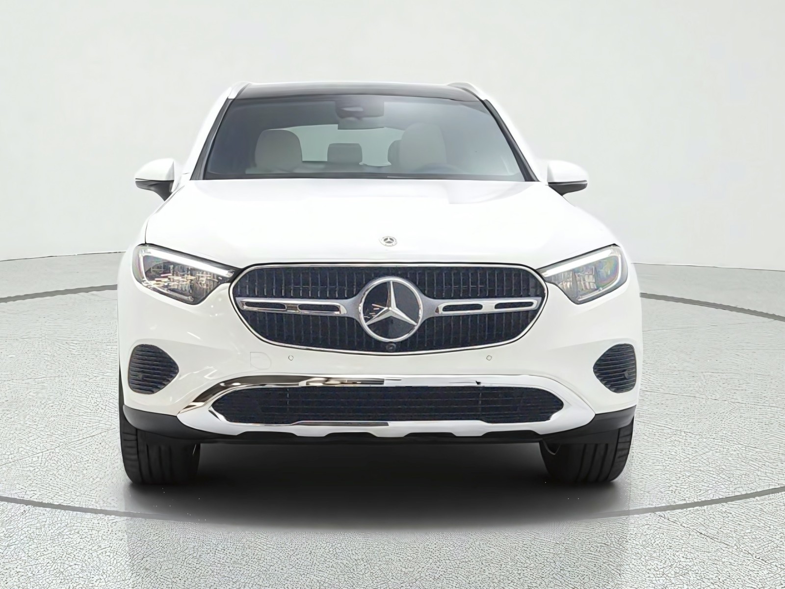 New 2027 Polar White Mercedes-Benz GLC 300 SUV image 2