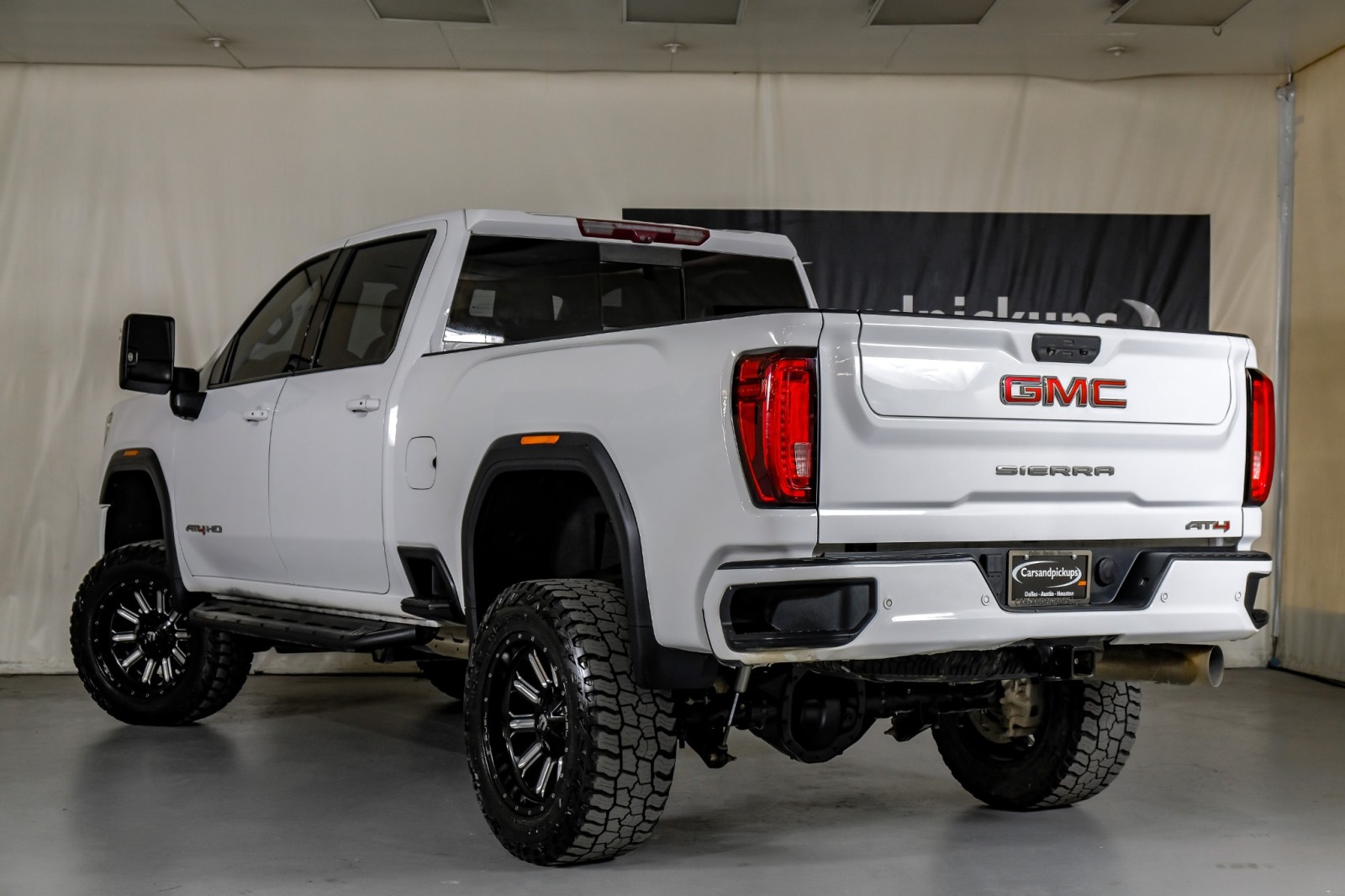 2020 GMC Sierra 2500HD AT4 10