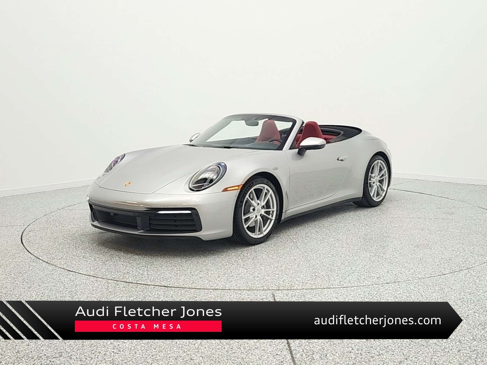 GT Silver Metallic 2022 Porsche 911 Carrera Cabriolet RWD Convertible Rear-Wheel Drive Automatic