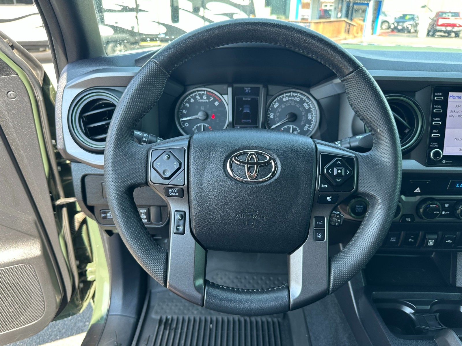 2022 Toyota Tacoma 4WD TRD Off Road 18