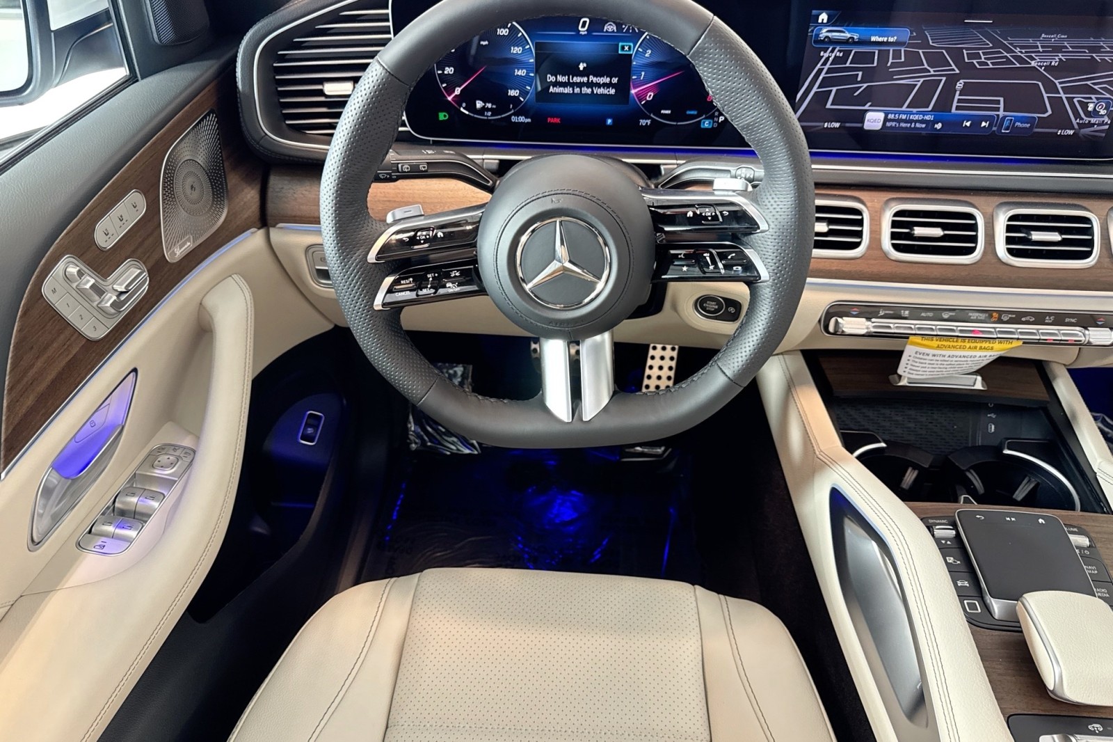 New 2026 MANUFAKTUR Moonlight White Metallic Mercedes-Benz GLS 450 4MATIC® SUV image 20