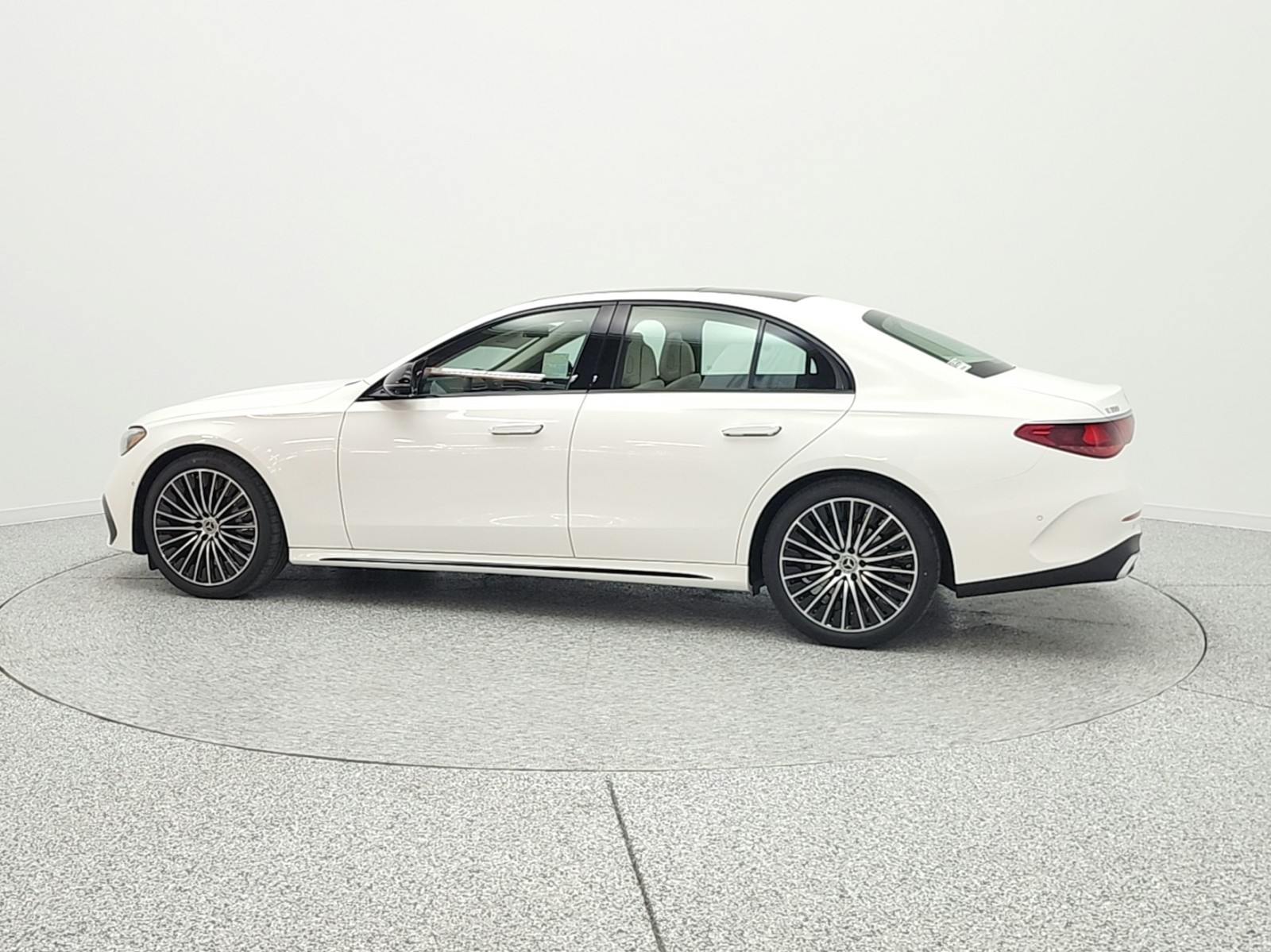 New 2026 Polar White Mercedes-Benz E 350 image 8