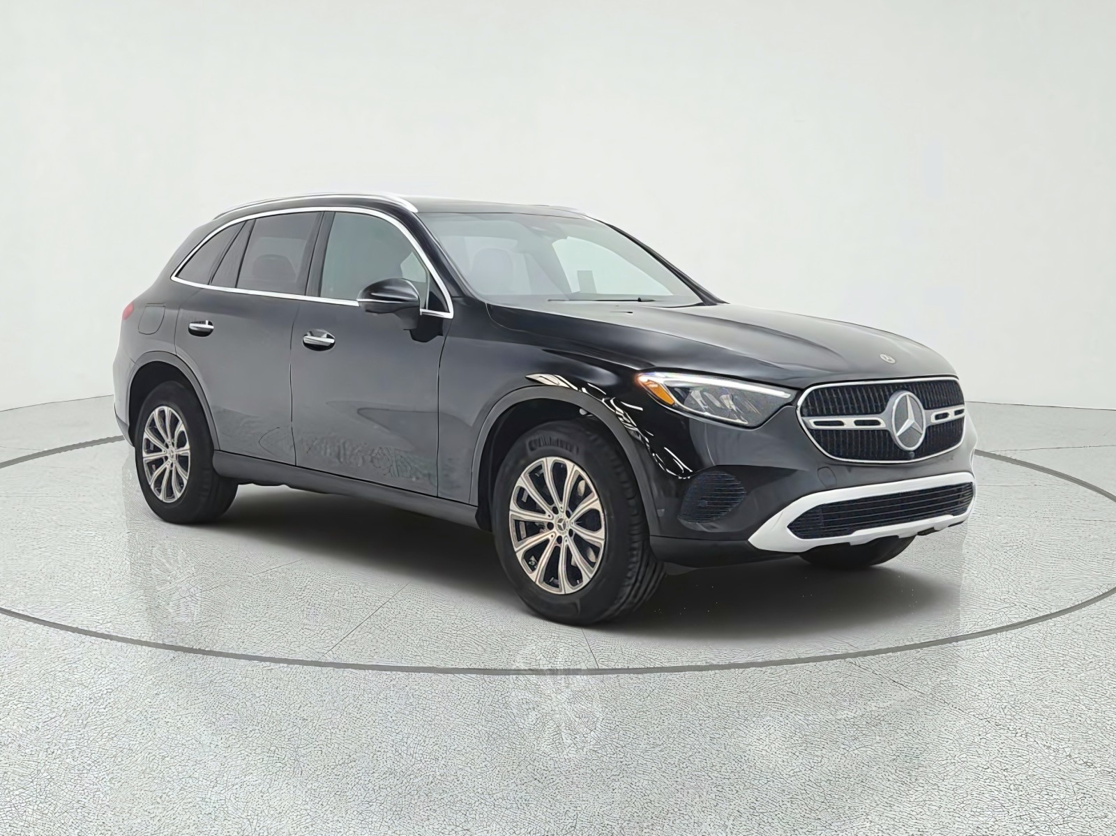 New 2027 Black Mercedes-Benz GLC 300 SUV image 3