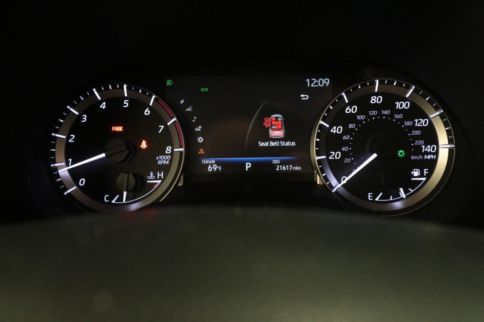 Used Car 2023 Toyota Highlander  Le For Sale Under $35,000 In Austin, Texas