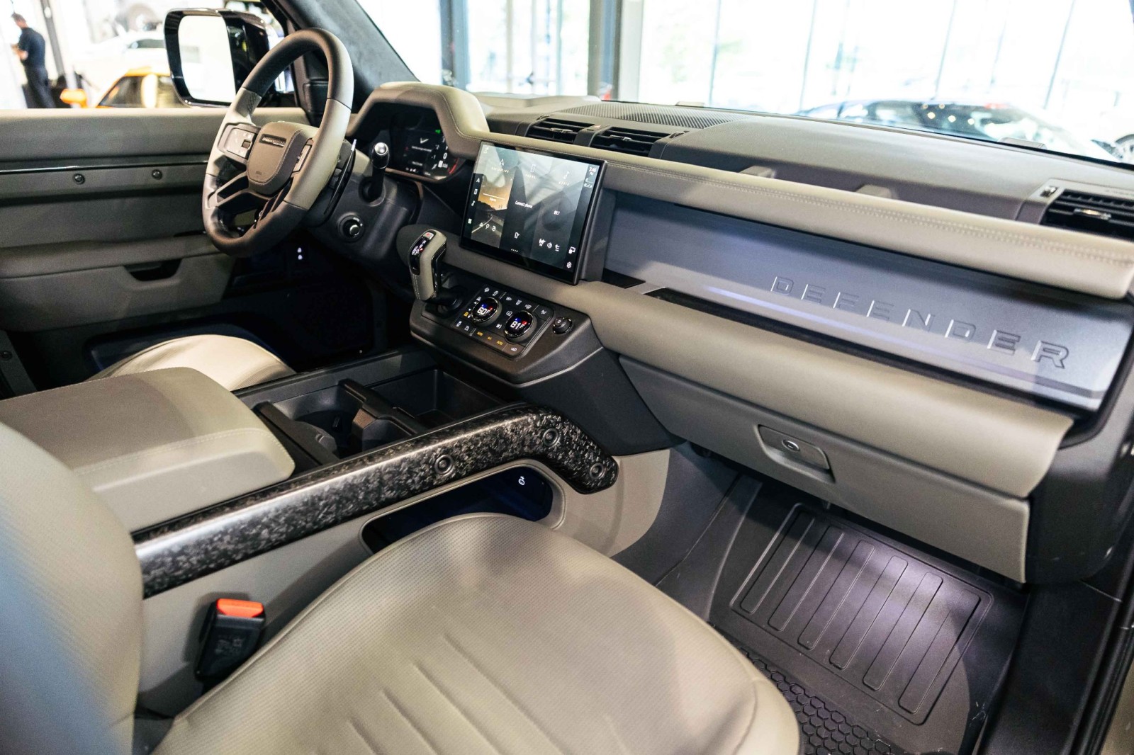 Used Car 2025 Land Rover Defender  Octa Edition One For Sale Under $180,000 In Boerne, Texas