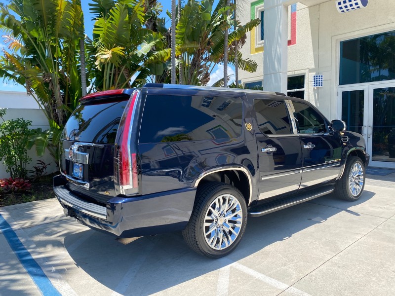 2007 Cadillac Escalade ESV SUNROOF AWD LOW MILES 47,118 in , 