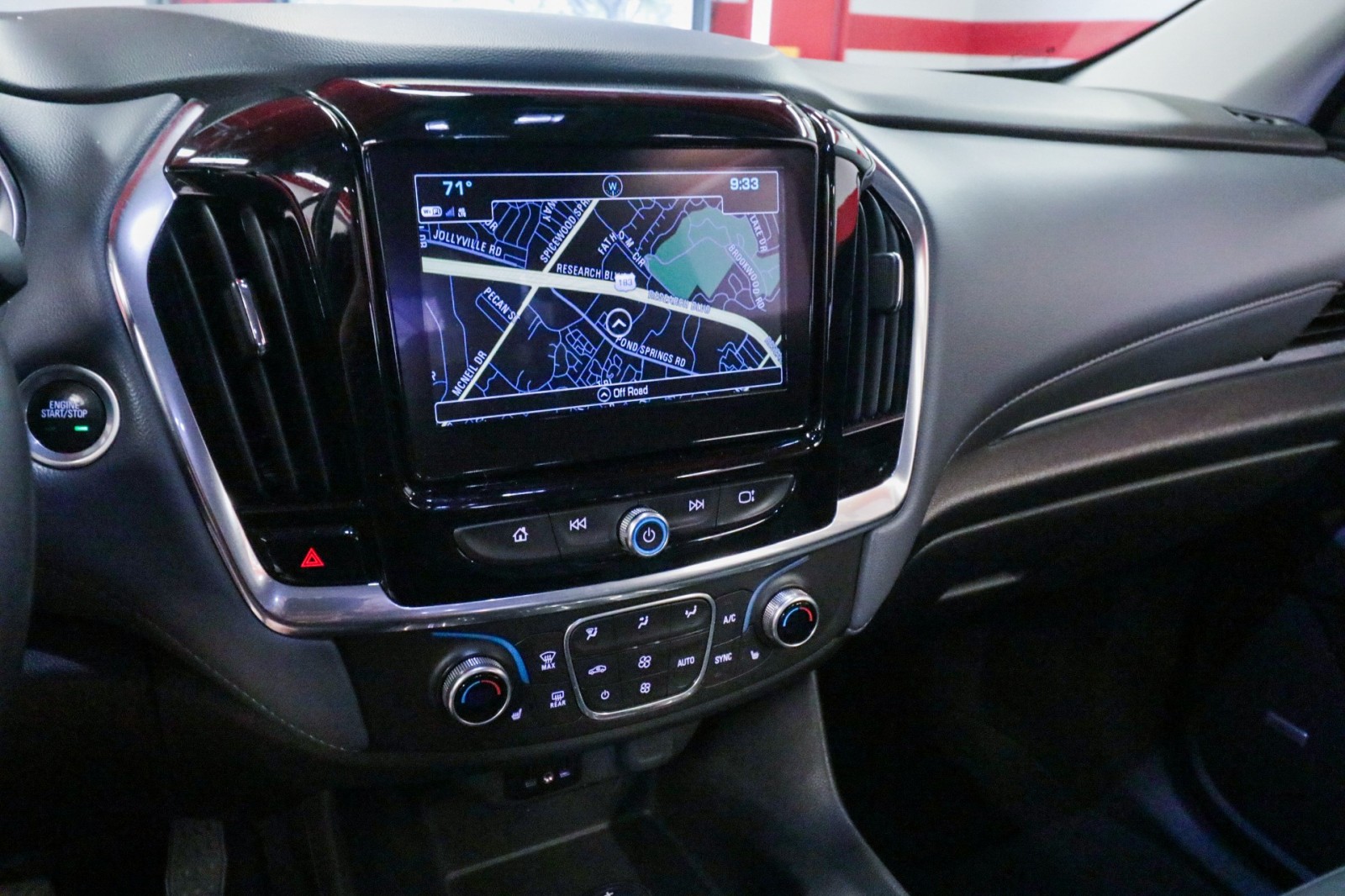 Used Car 2018 Chevrolet Traverse  Lt Leather For Sale Under $20,000 In Austin, Texas