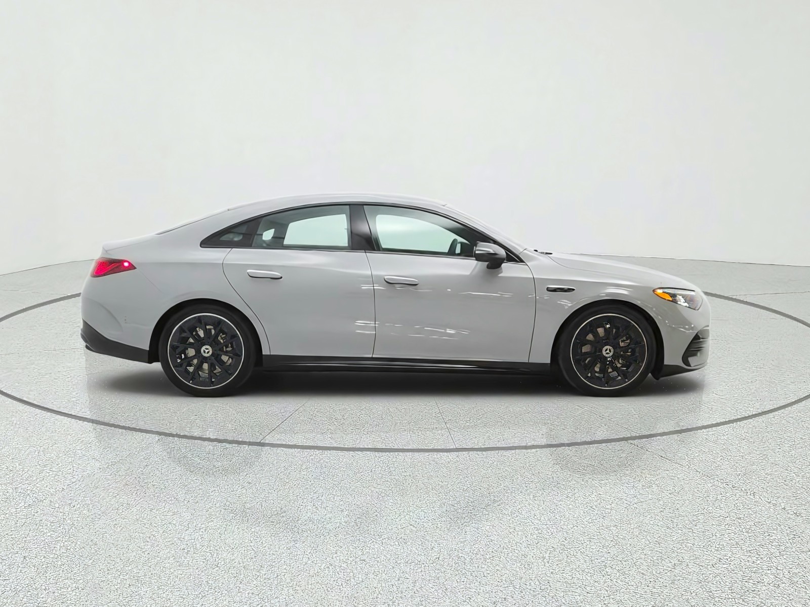 New 2027 MANUFAKTUR Alpine Grey Mercedes-Benz CLA 220 Hybrid FWD image 4