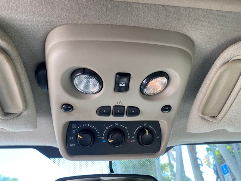 2004 GMC Yukon XL SLE 1 OWNER LEATHER SUNROOF in , 