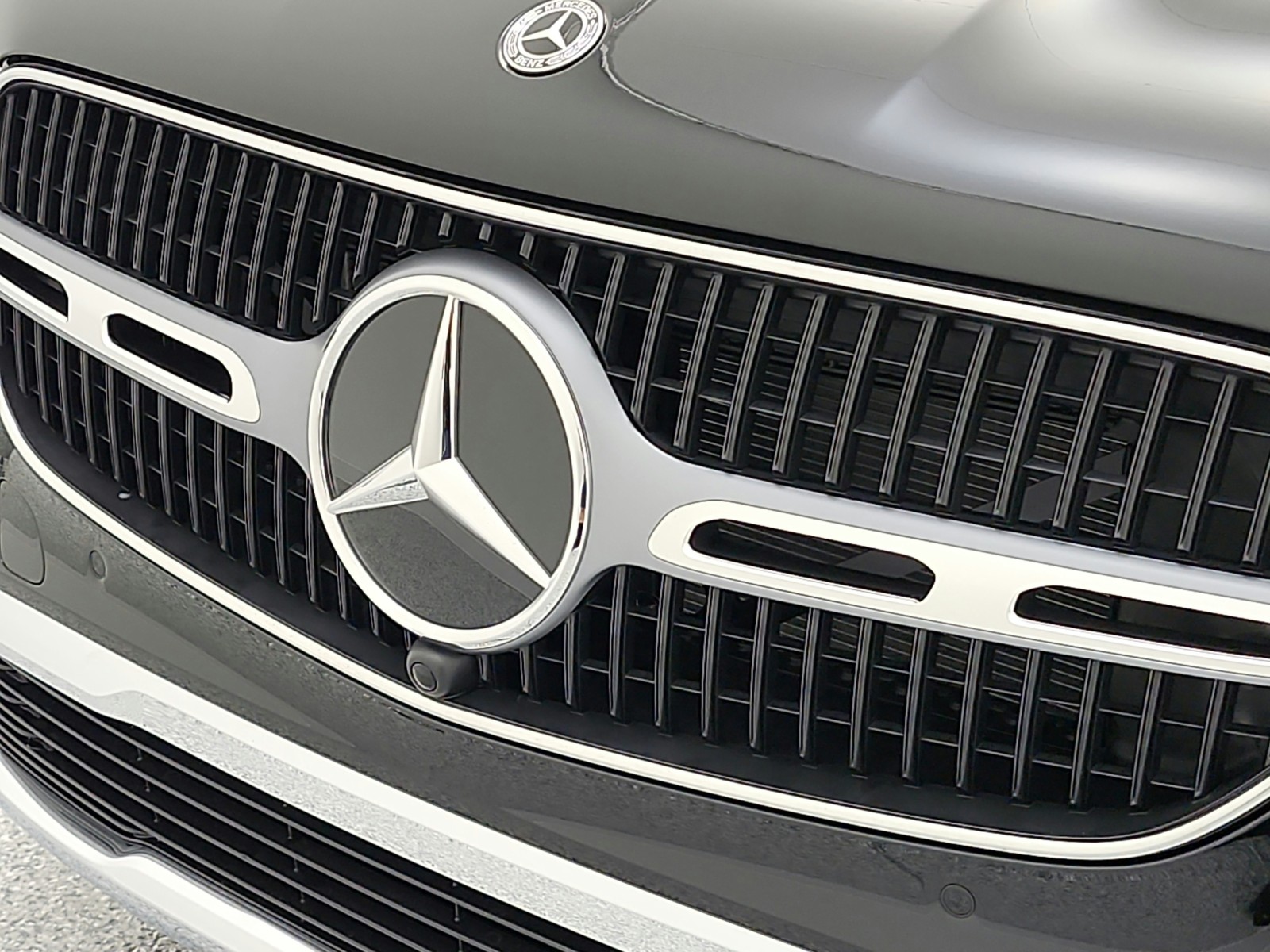 New 2026 Black Mercedes-Benz GLC 300 image 13