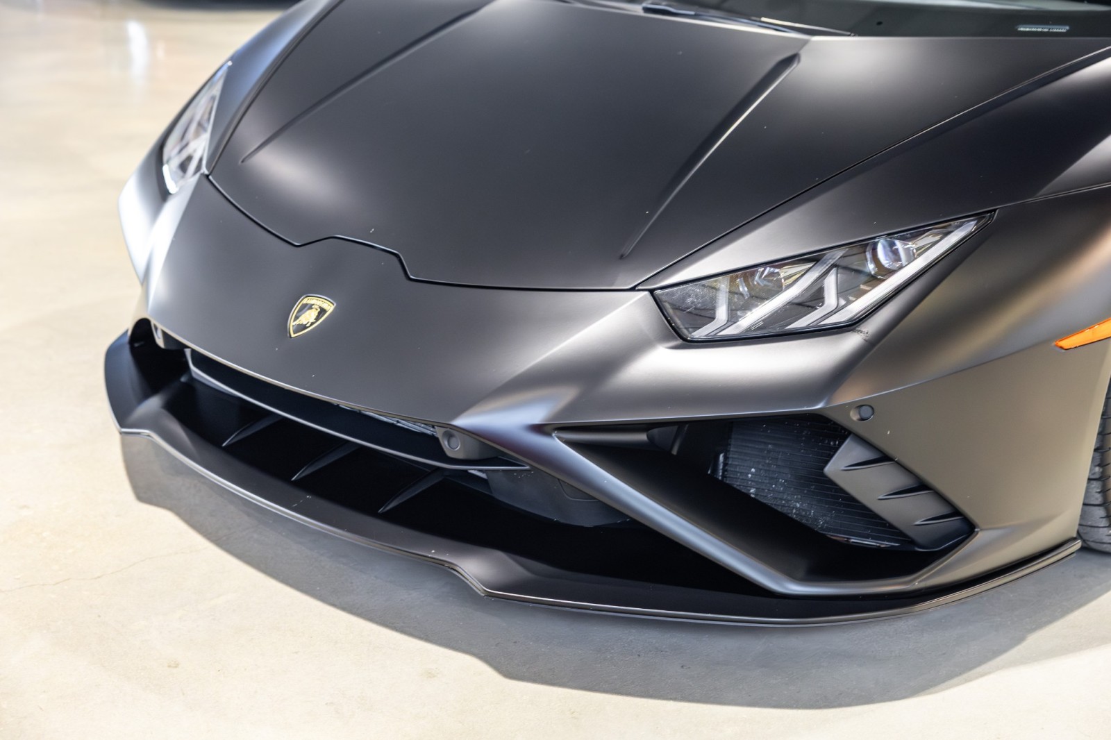 Used Car 2022 Lamborghini Huracan Evo  For Sale Under $330,000 In Boerne, Texas