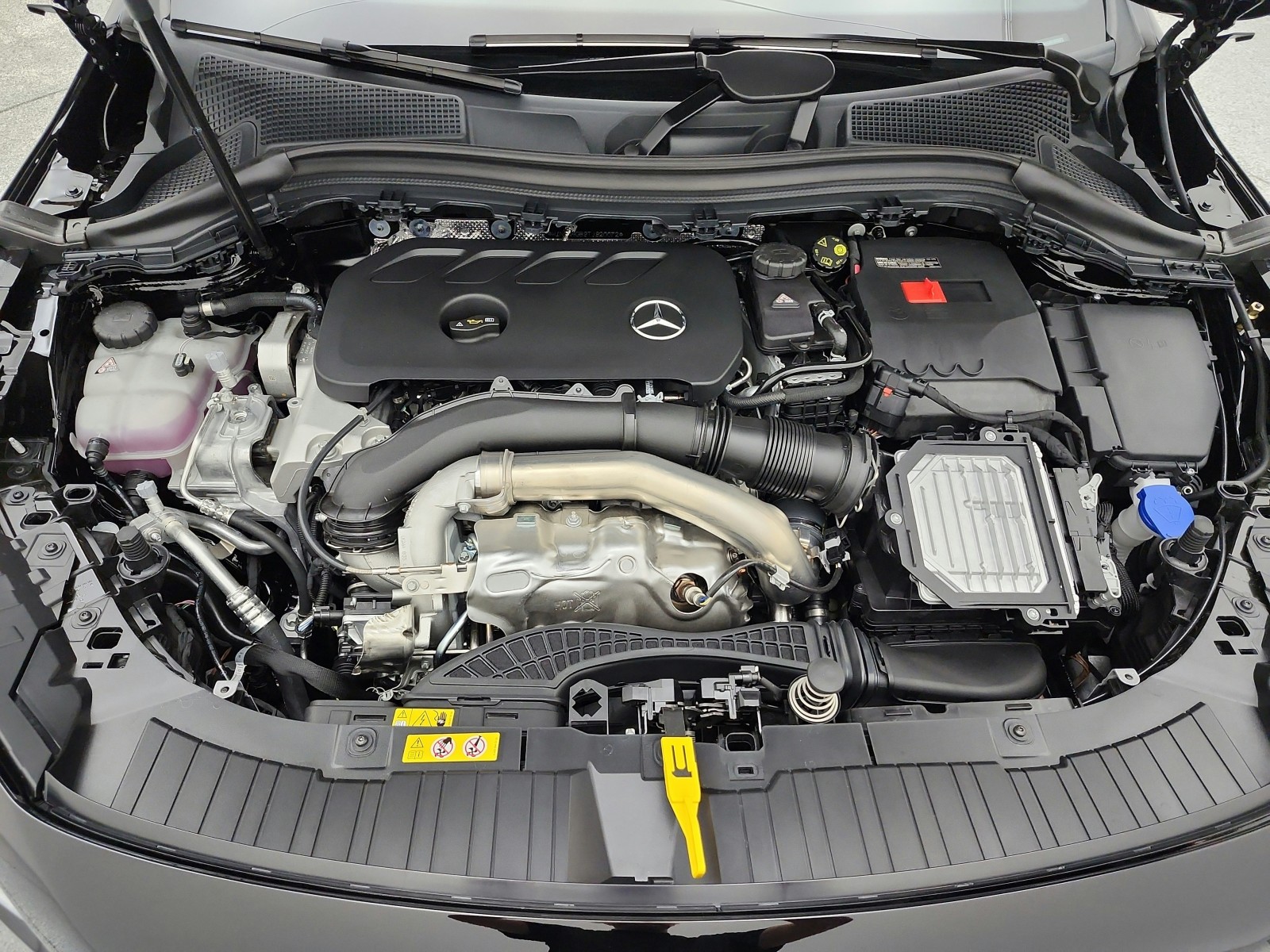 New 2026 Night Black Mercedes-Benz GLA 250 SUV image 12