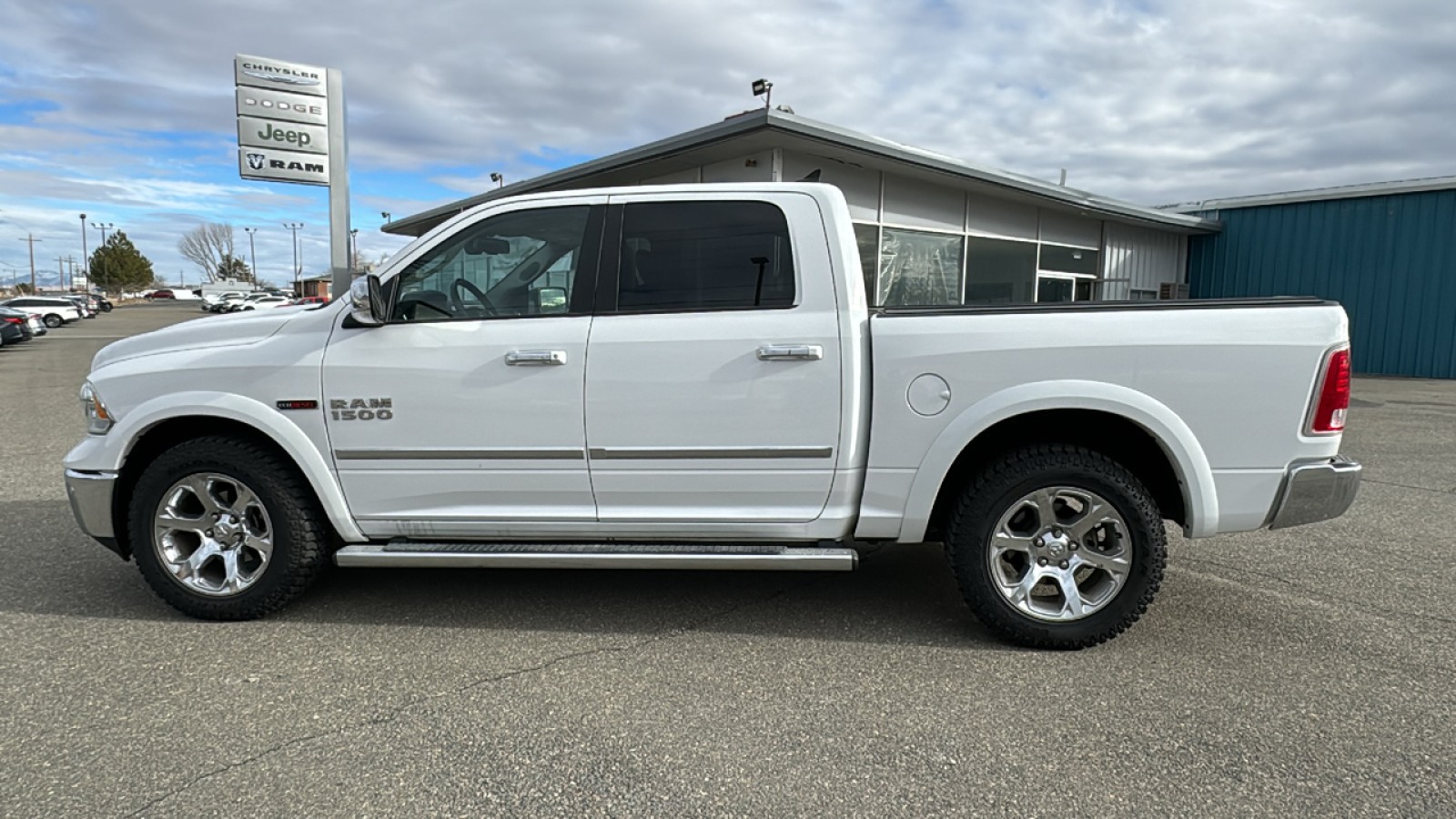 2017 Ram 1500 Laramie 6