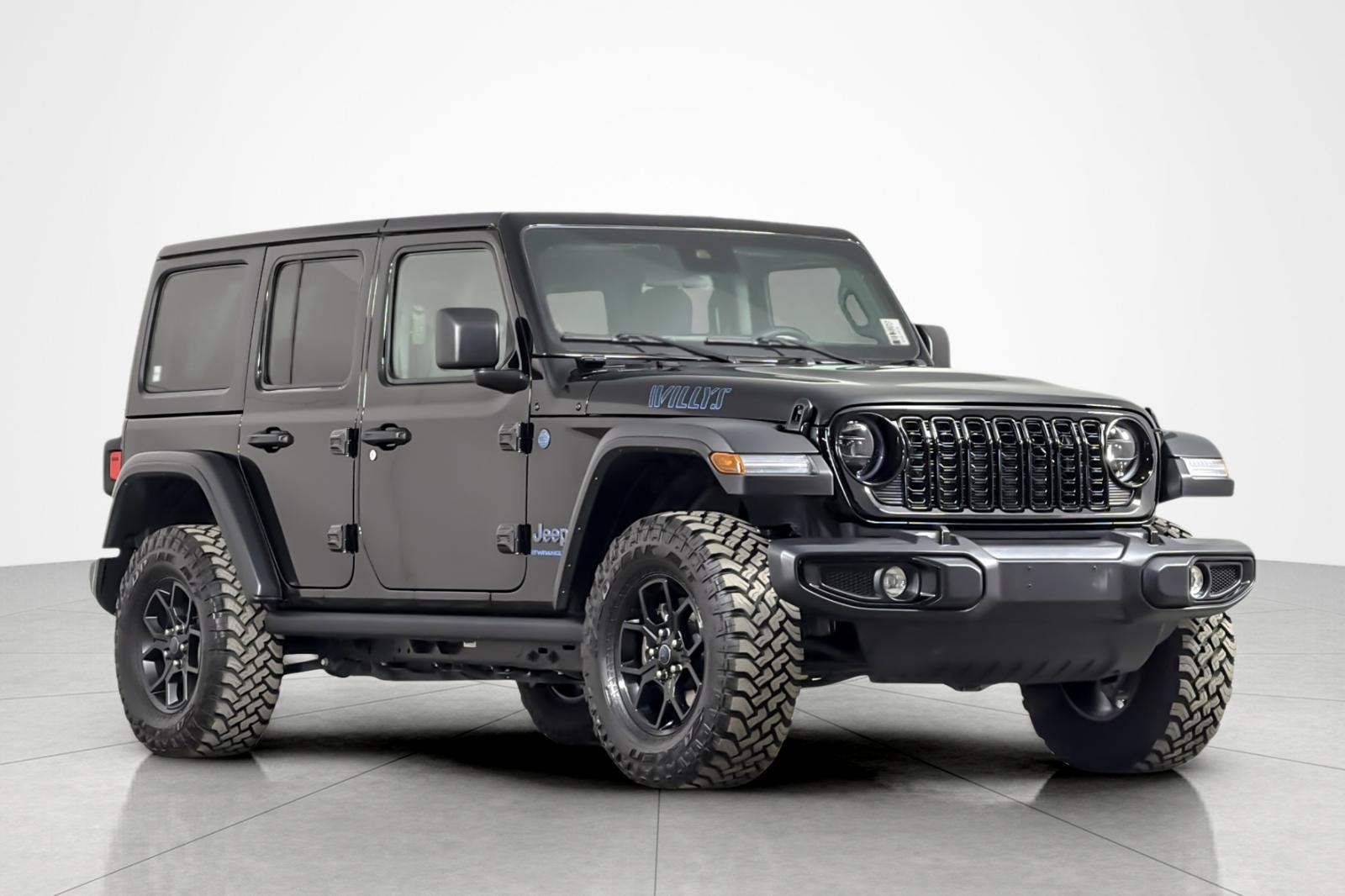 Used 2025 BLACK CLEAR COAT Jeep Sport S 4x4 image 7