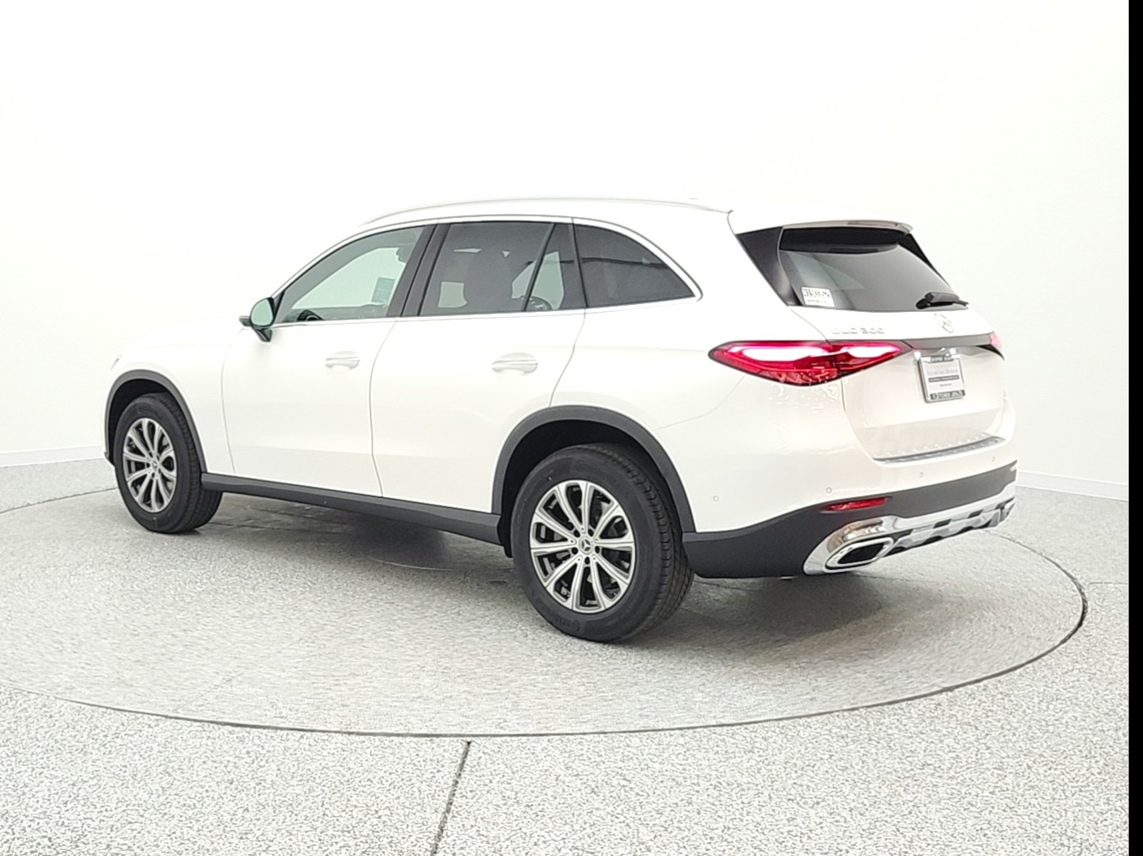 New 2026 Polar White Mercedes-Benz GLC 300 SUV image 7