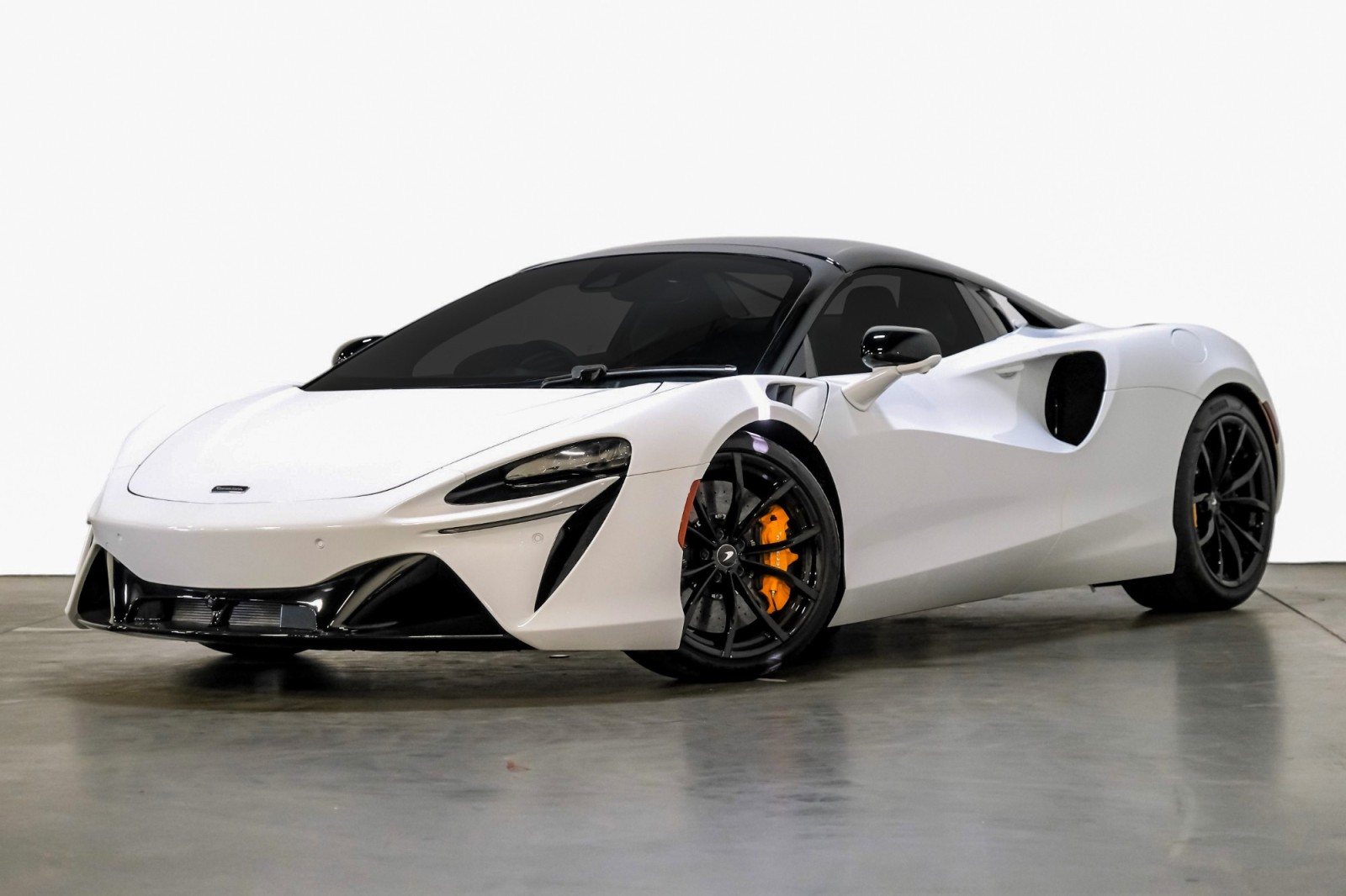 2025 McLaren Artura Spider 3