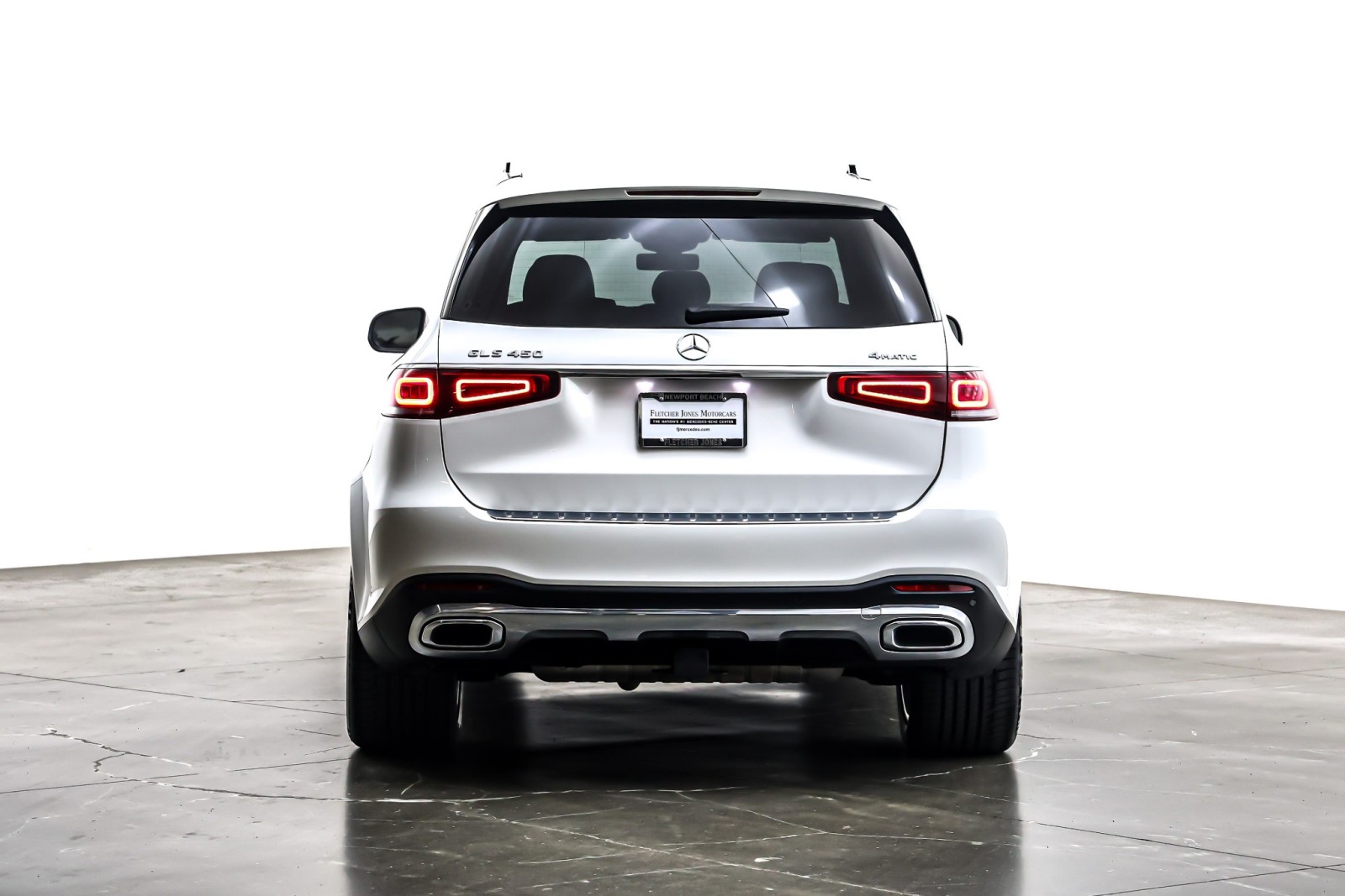 Used 2022 Polar White Mercedes-Benz GLS 450 4MATIC® SUV image 4