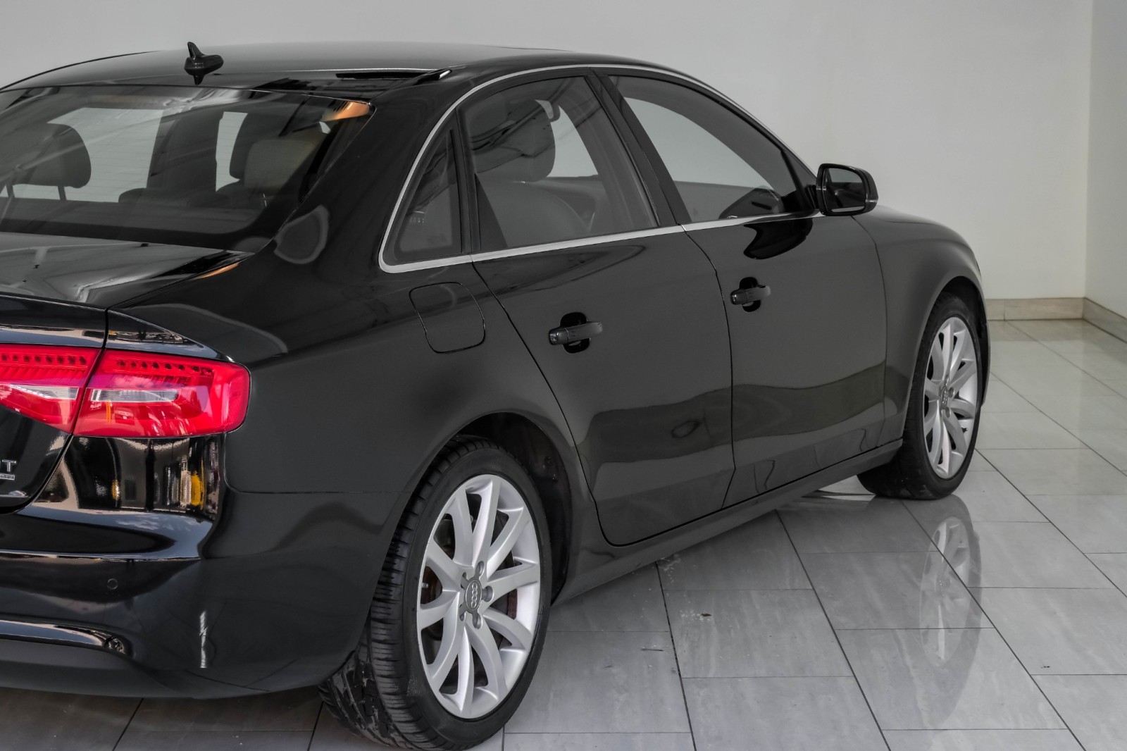 2013 Audi A4 2.0T PRESTIGE QUATTRO BLIND SPOT ASSIST BANG & OLU 30