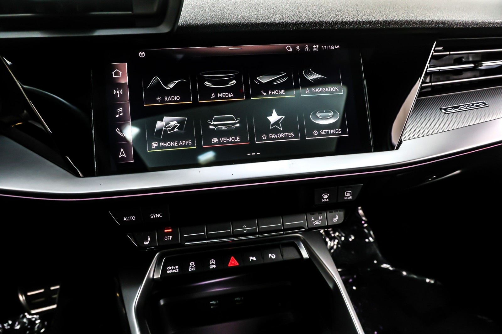 Used 2023 Glacier White Metallic Audi Premium Plus 2.0 TFSI quattro image 20