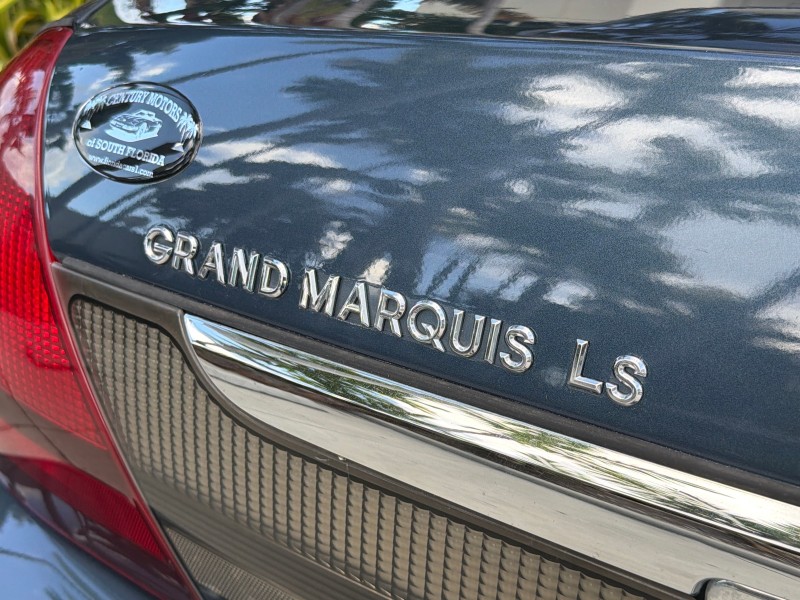 2007 Mercury Grand Marquis LS LOW MILES 52,599 1 OWNER in ,