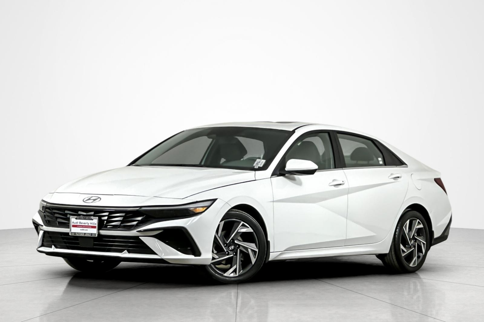 2024 Hyundai Elantra SEL IVT