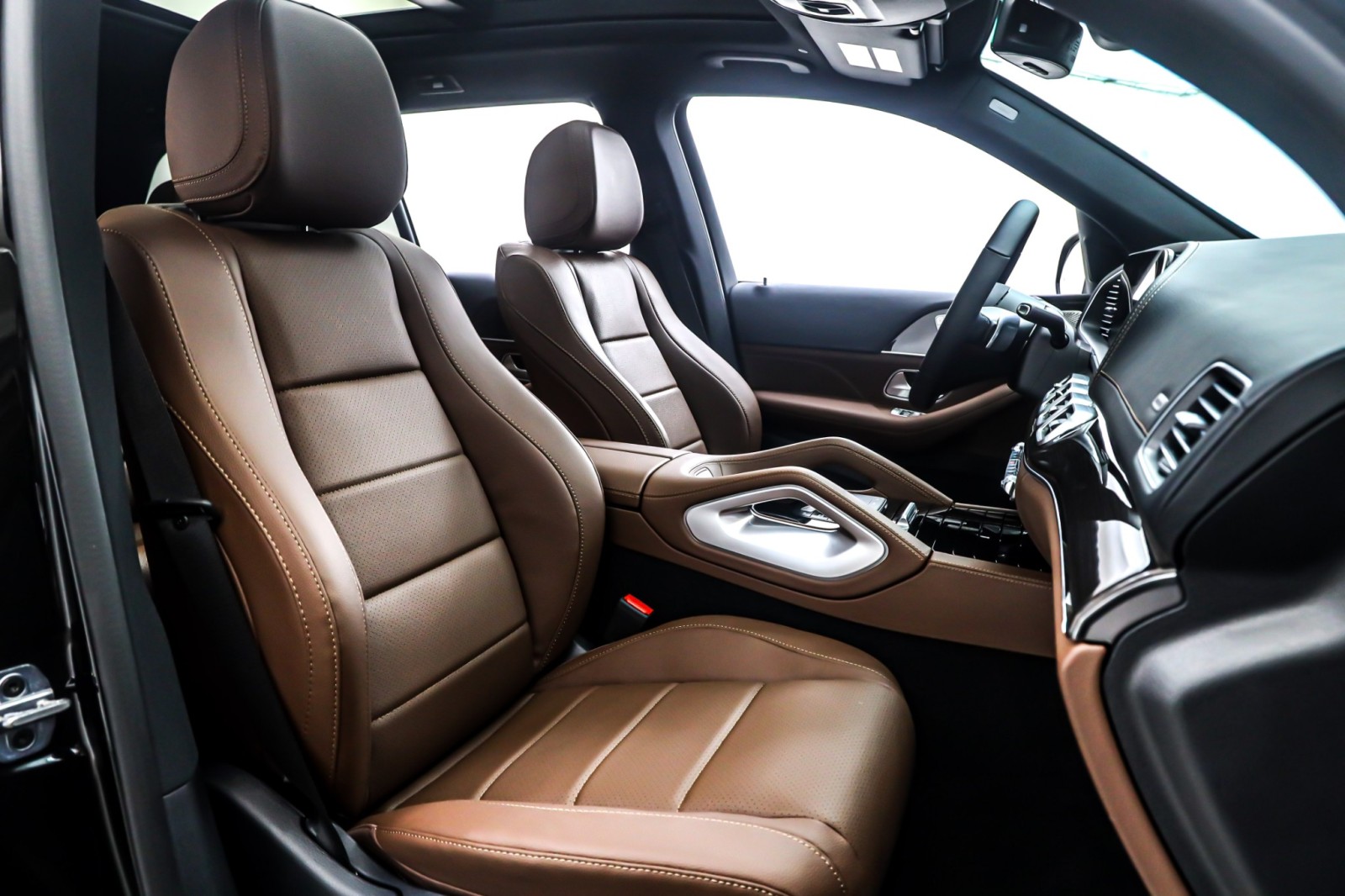 New 2026 Obsidian Black Metallic Mercedes-Benz GLS 450 image 7