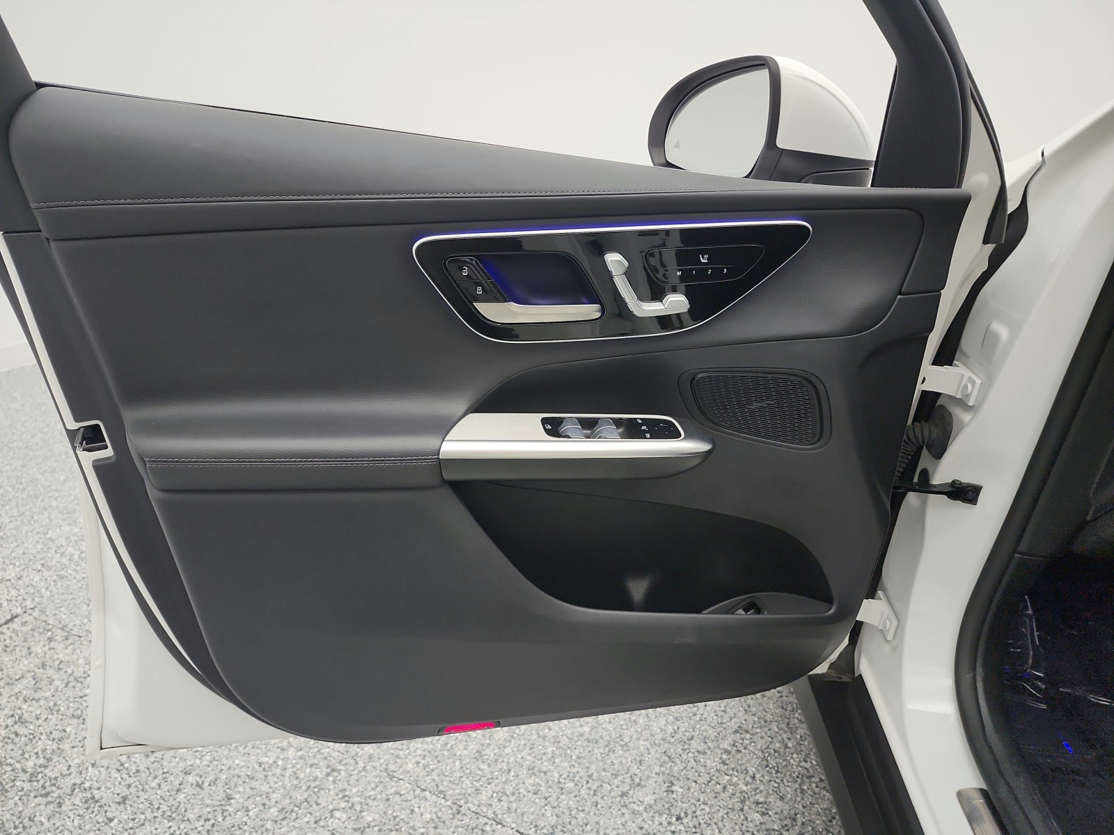 Certified Used 2023 Polar White Mercedes-Benz GLC 300 4MATIC® SUV image 28