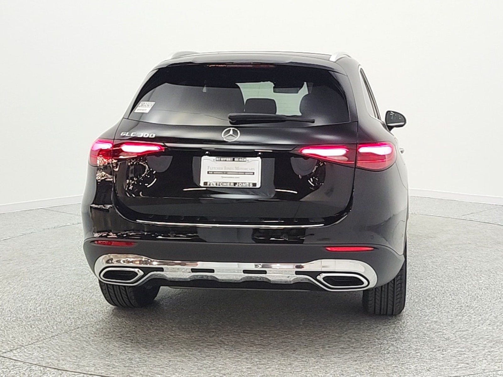 New 2026 Black Mercedes-Benz GLC 300 image 6